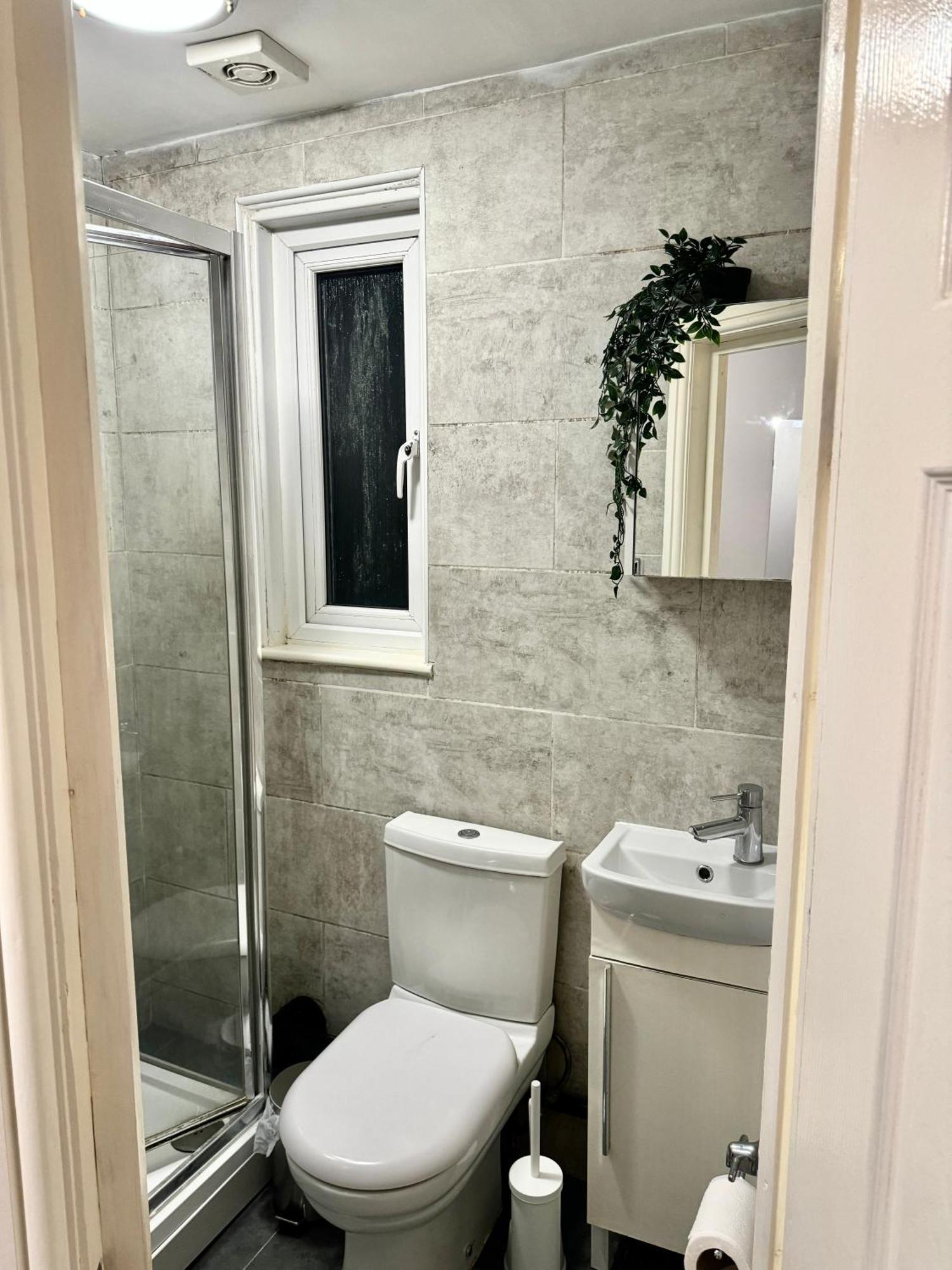 Modern En-Suite Rooms By Finsbury Park Station 8 Mins To King'S Cross By Tube London Eksteriør billede